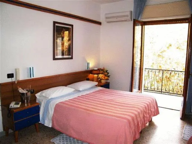 Hotel Branca-1